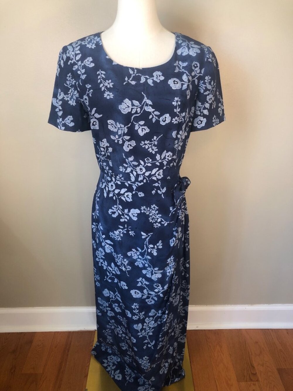 Talbots 100% Silk Floral Faux Wrap Maxi Dress Size 4 Blue Short Sleeve Tie Waist